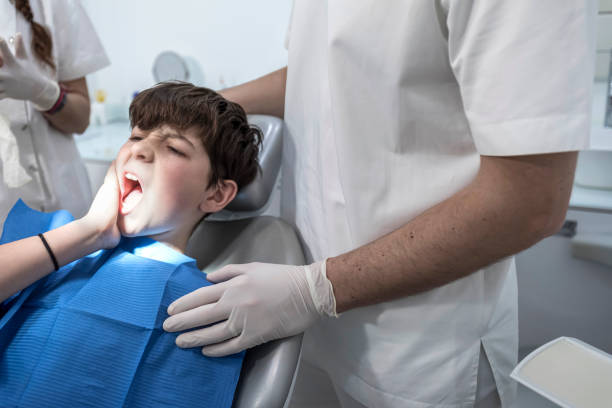 Best Dental Abscess Treatment in Robins, IA